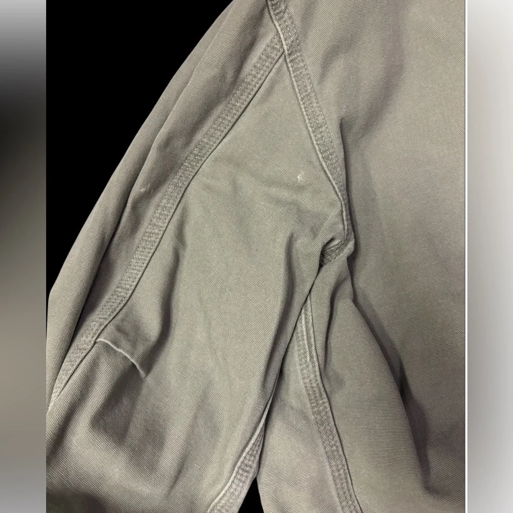 Carhartt Olive Bomber Jacket - Picture 4 of 4